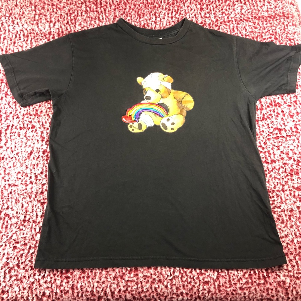 Teddy Fresh Brokenhearted Teddy Rainbow Graphic T-Shirt Black Adult Size M